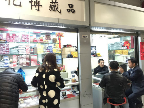 宏觀視野&nbsp;創(chuàng)新管理&nbsp;泉評人用專業(yè)專注凝聚品牌力量