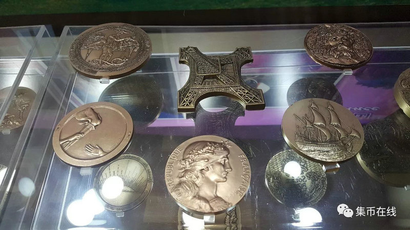 “國際幣章藝術(shù)展”上海巡展16日隆重開展